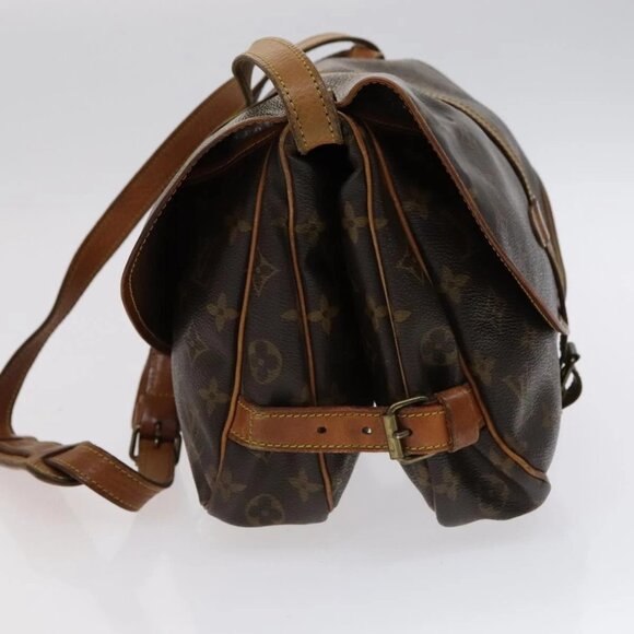 LOUIS VUITTON Monogram Saumur 30 Shoulder Bag M42256 LV Auth 115416 - Picture 3 of 16